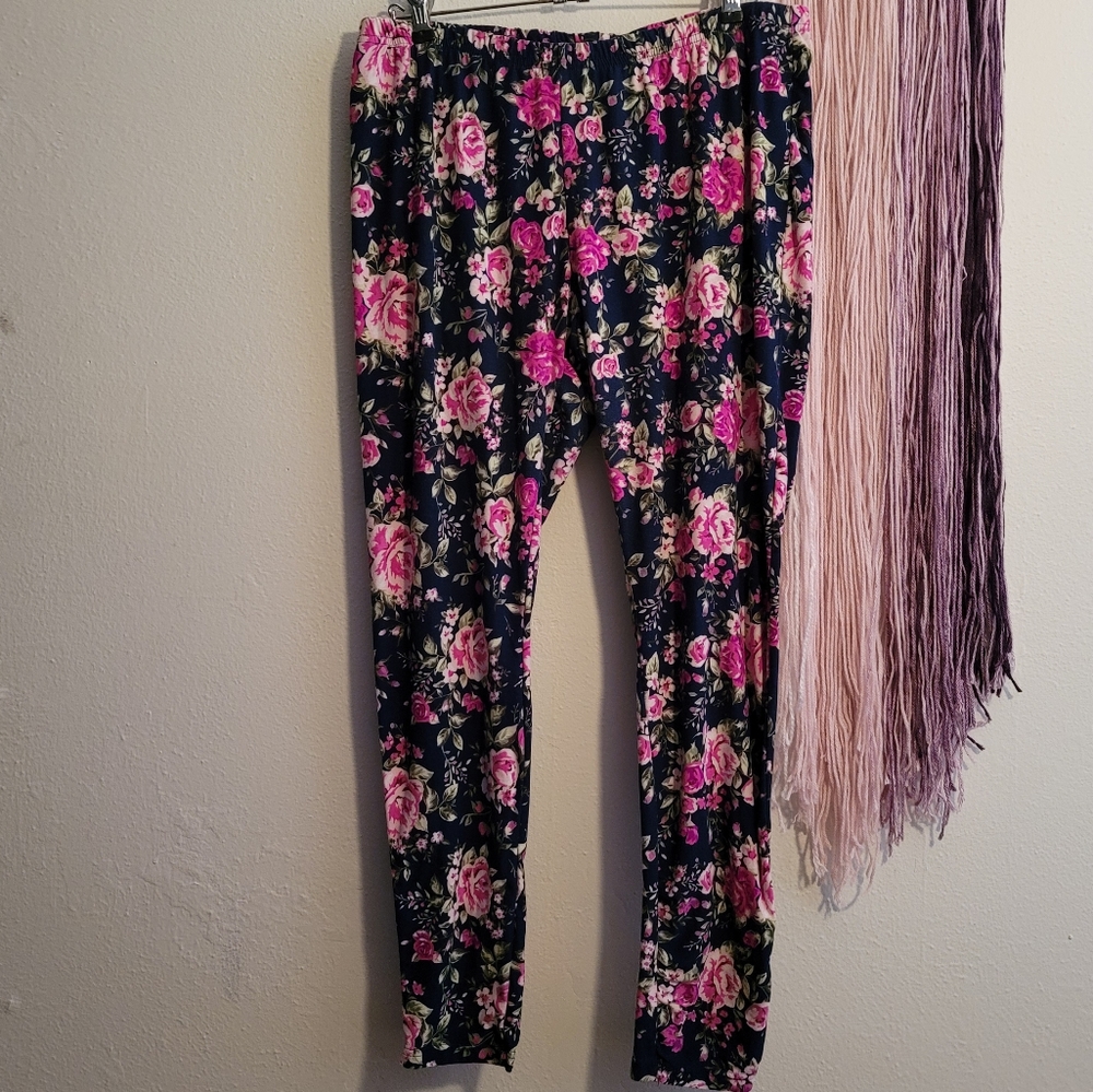Rose Print Comfortable Casual Leggings